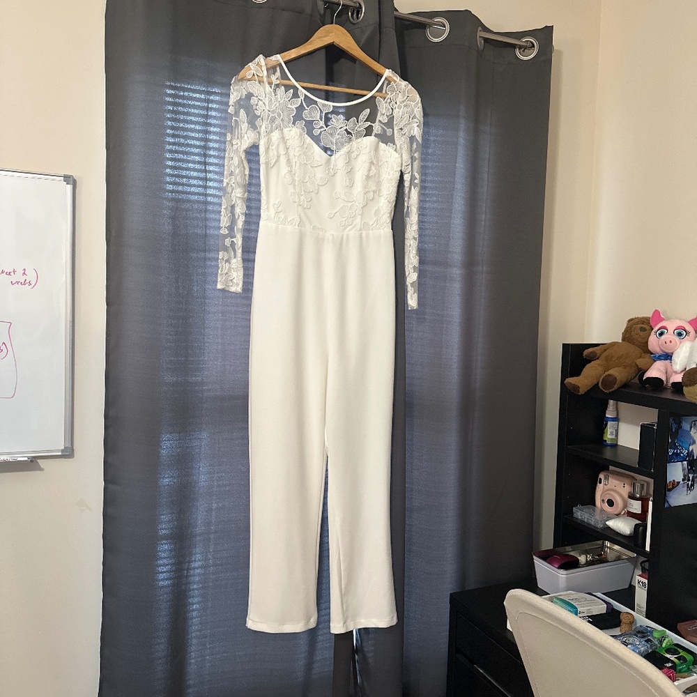 SELLING MY ENGAGEMENT PARTY OUTFIT